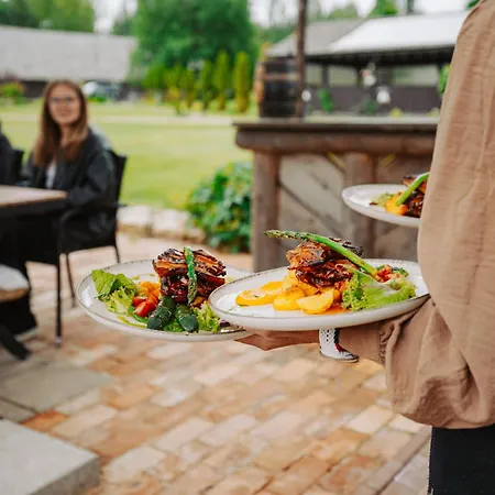 Gasthuis Haemsa Maheresto & Heaolukeskus 4*